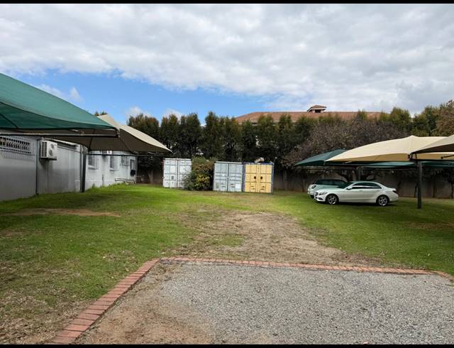 850M² OFFICE FOR SALE IN FERNDALE